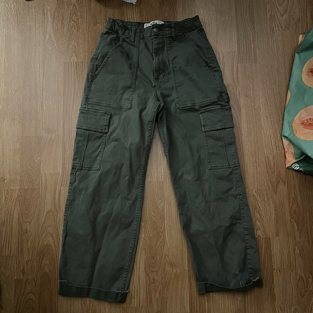 Hollister ultra high cargo pants
